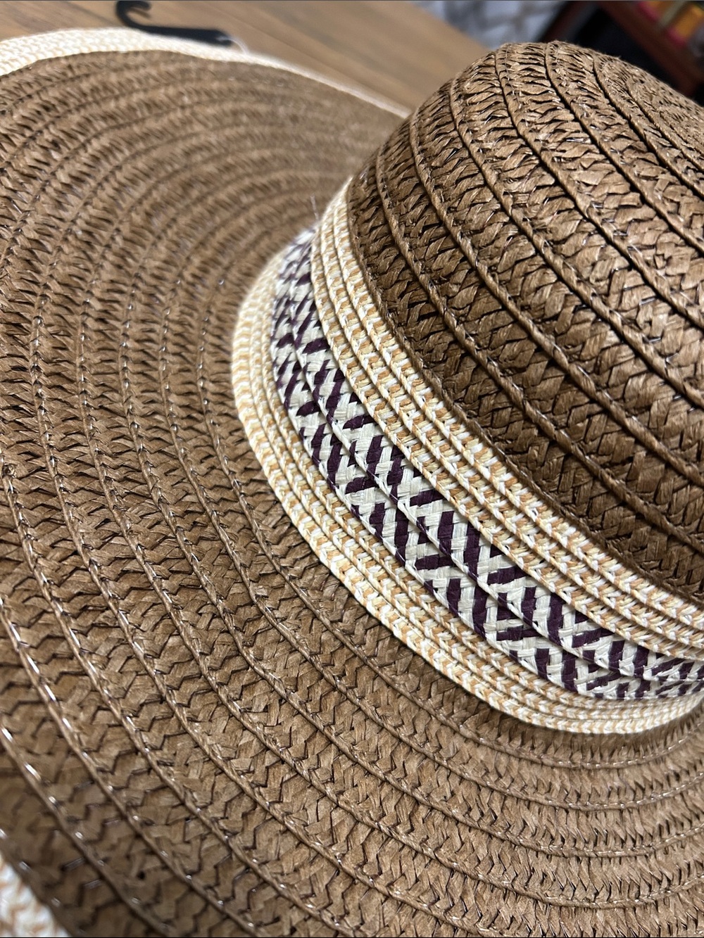 Brown Wide-Brim Straw Sun Hat with Cream Trim - Picture 2 of 5